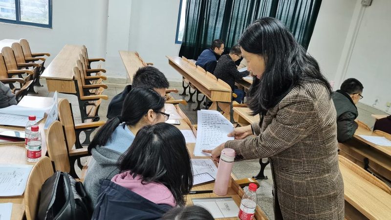 成人高考录取分数线最低多少