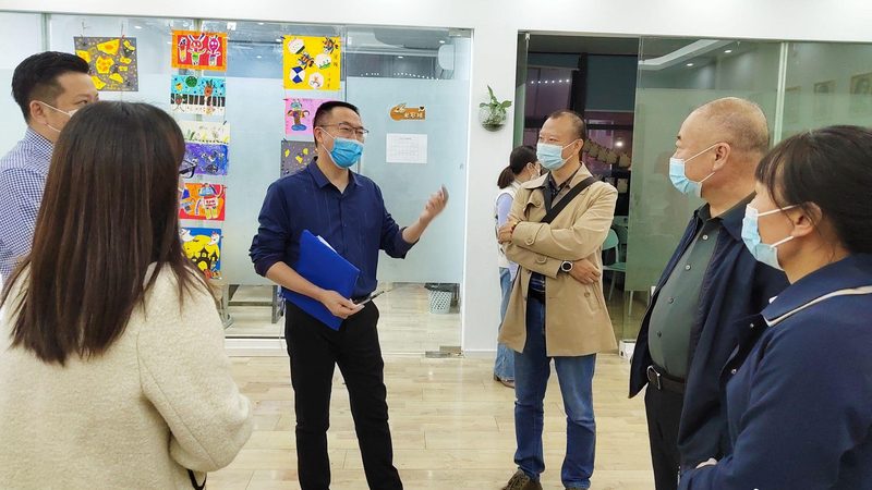 二建与一建：职业发展的双翼，哪一翼更坚固？**